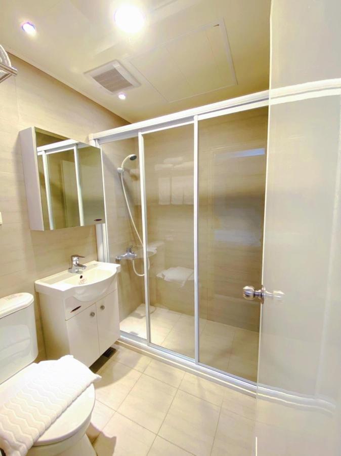 טאיצ'ונג Hotel Huru House מראה חיצוני תמונה
